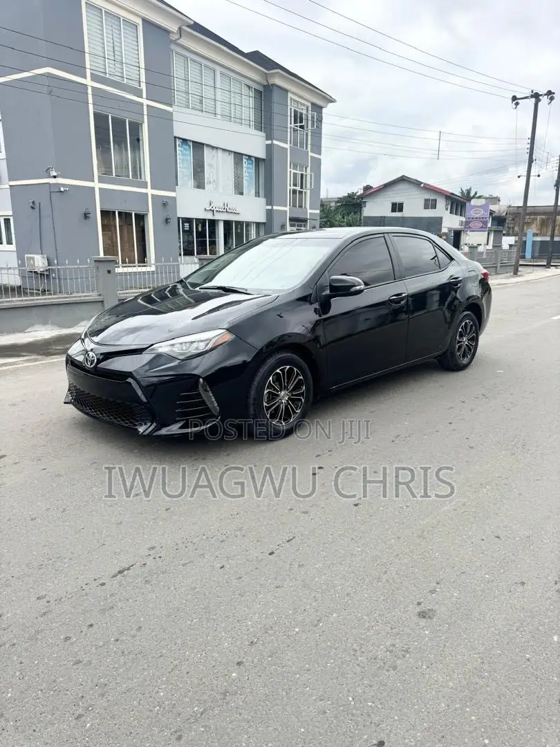 Toyota Corolla 2016 Black