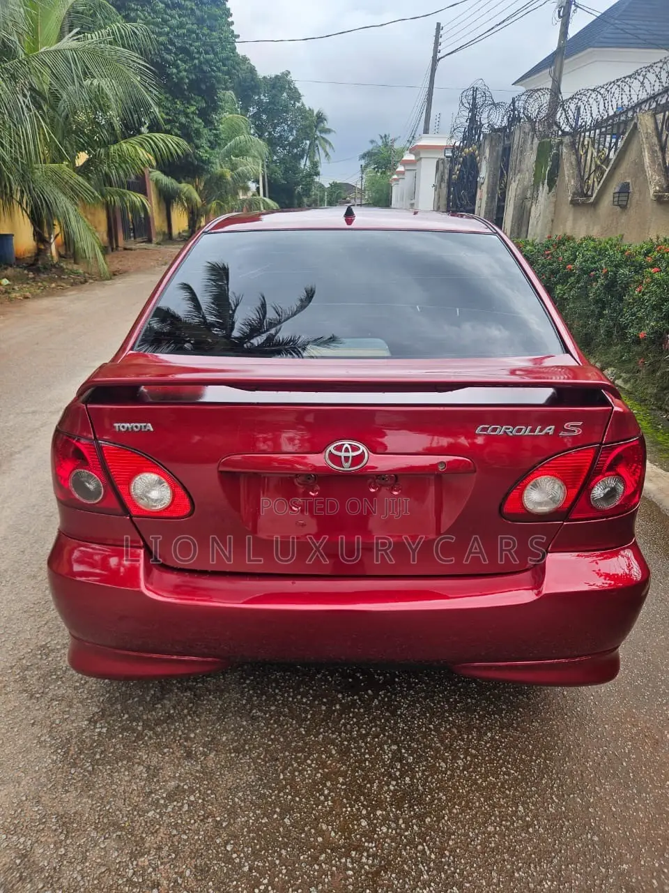 Toyota Corolla 2004 Red