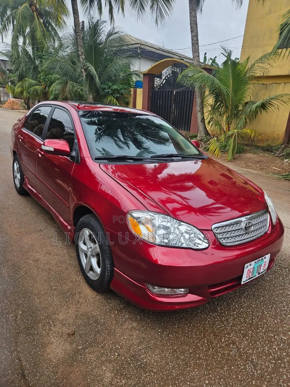 Toyota Corolla 2004 Red