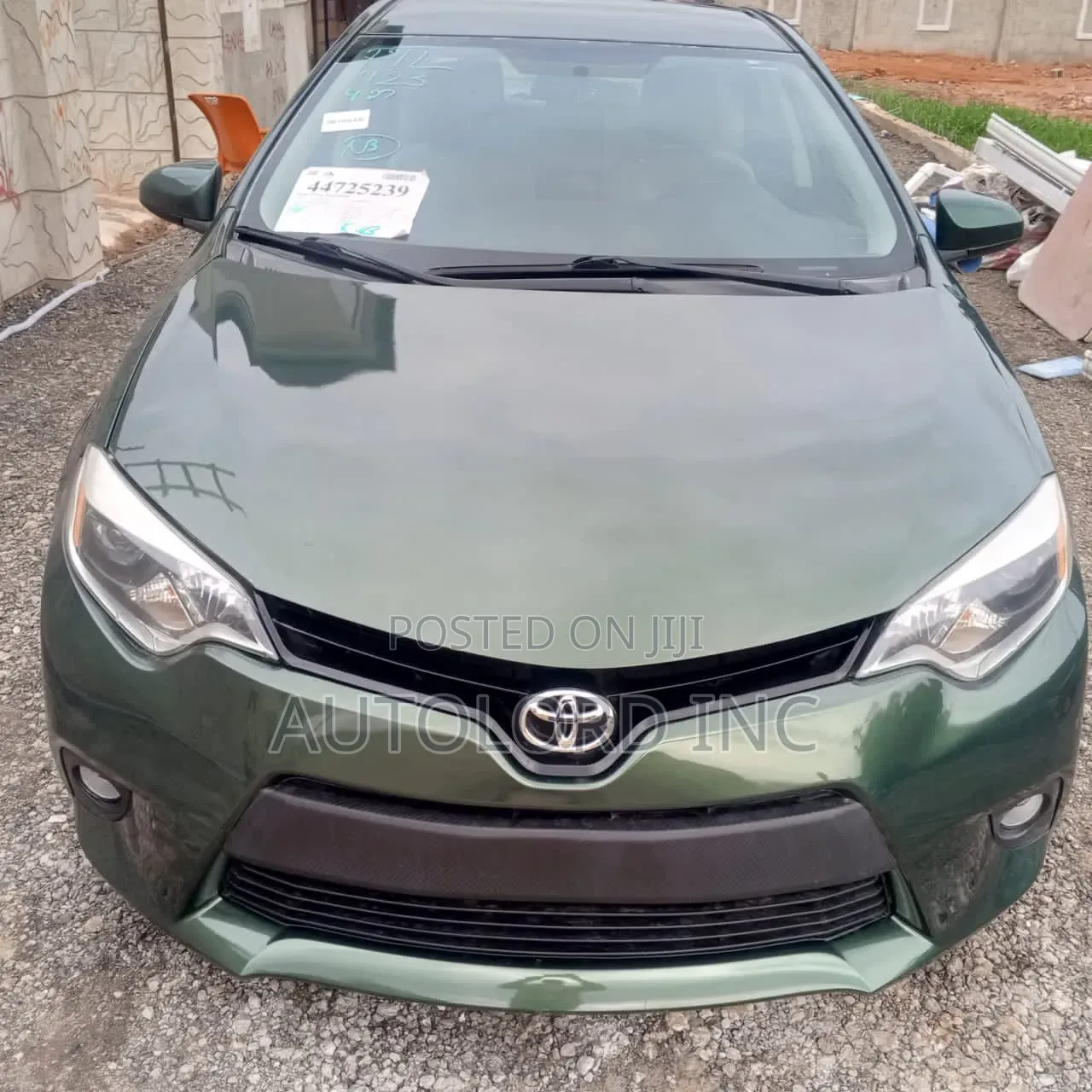 Toyota Corolla L 4dr Sedan (1.8L 4cyl 6M) 2015 Green