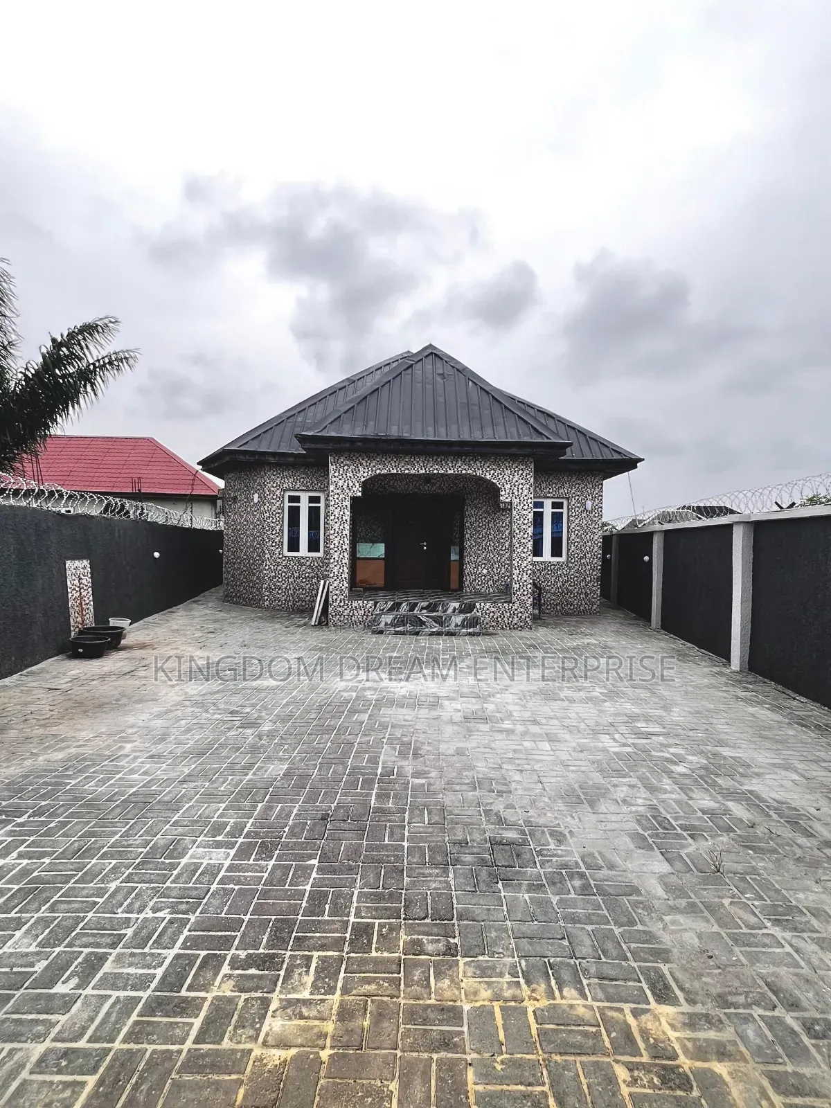 4bdrm Bungalow in Eleko Junction Ibeju for sale