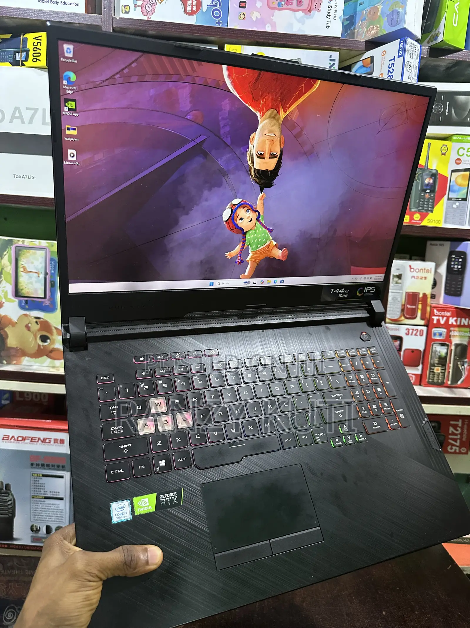 Laptop Asus ROG Strix G17 16GB Intel Core i7 SSD 512GB
