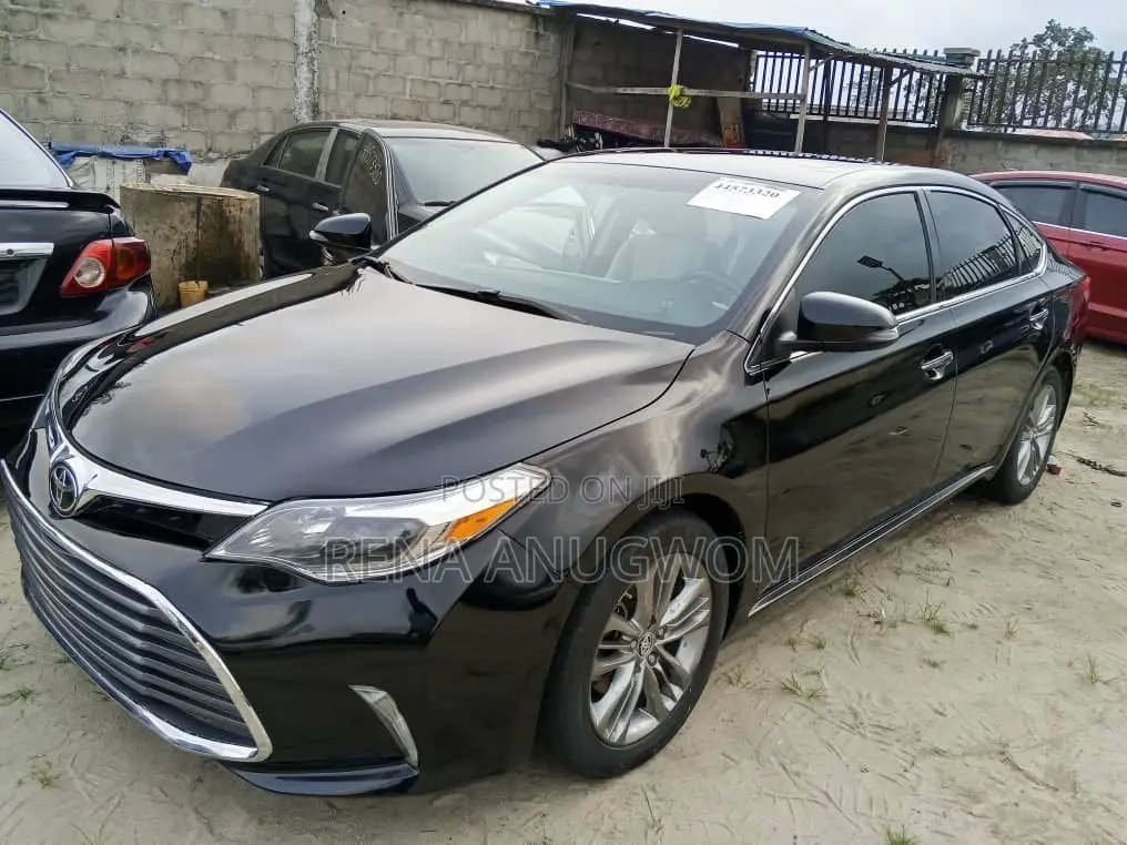 Toyota Avalon Limited Sedan FWD (3.5L 6cyl 6A) 2013 Black