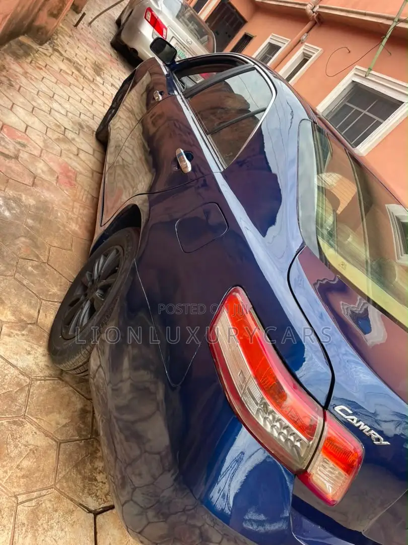 Toyota Camry 2008 Blue
