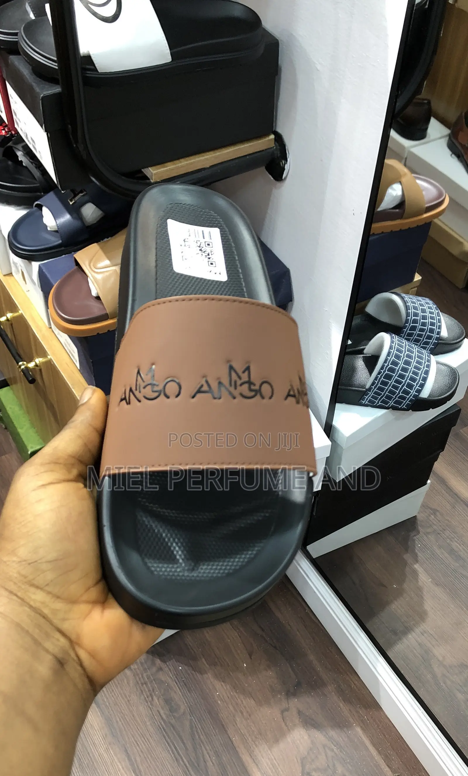 Mango Casual Slides