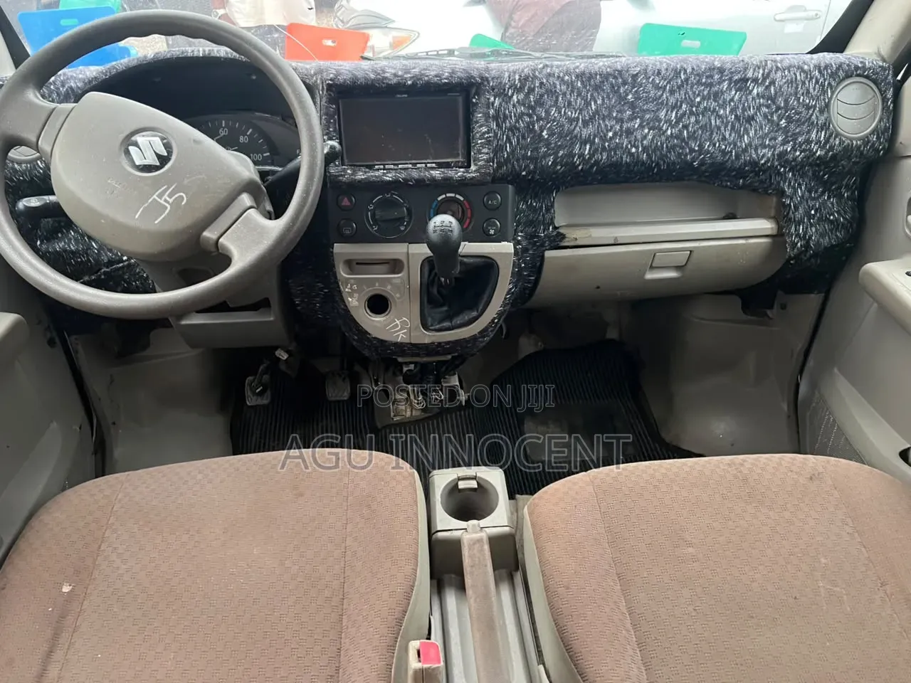 Suzuki APV Minibus 2010 White