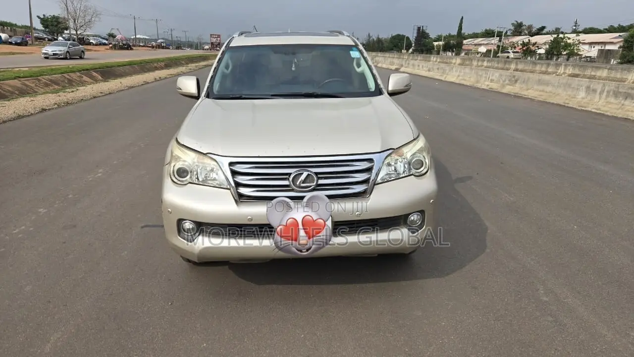 Lexus GX 460 2010 Gold