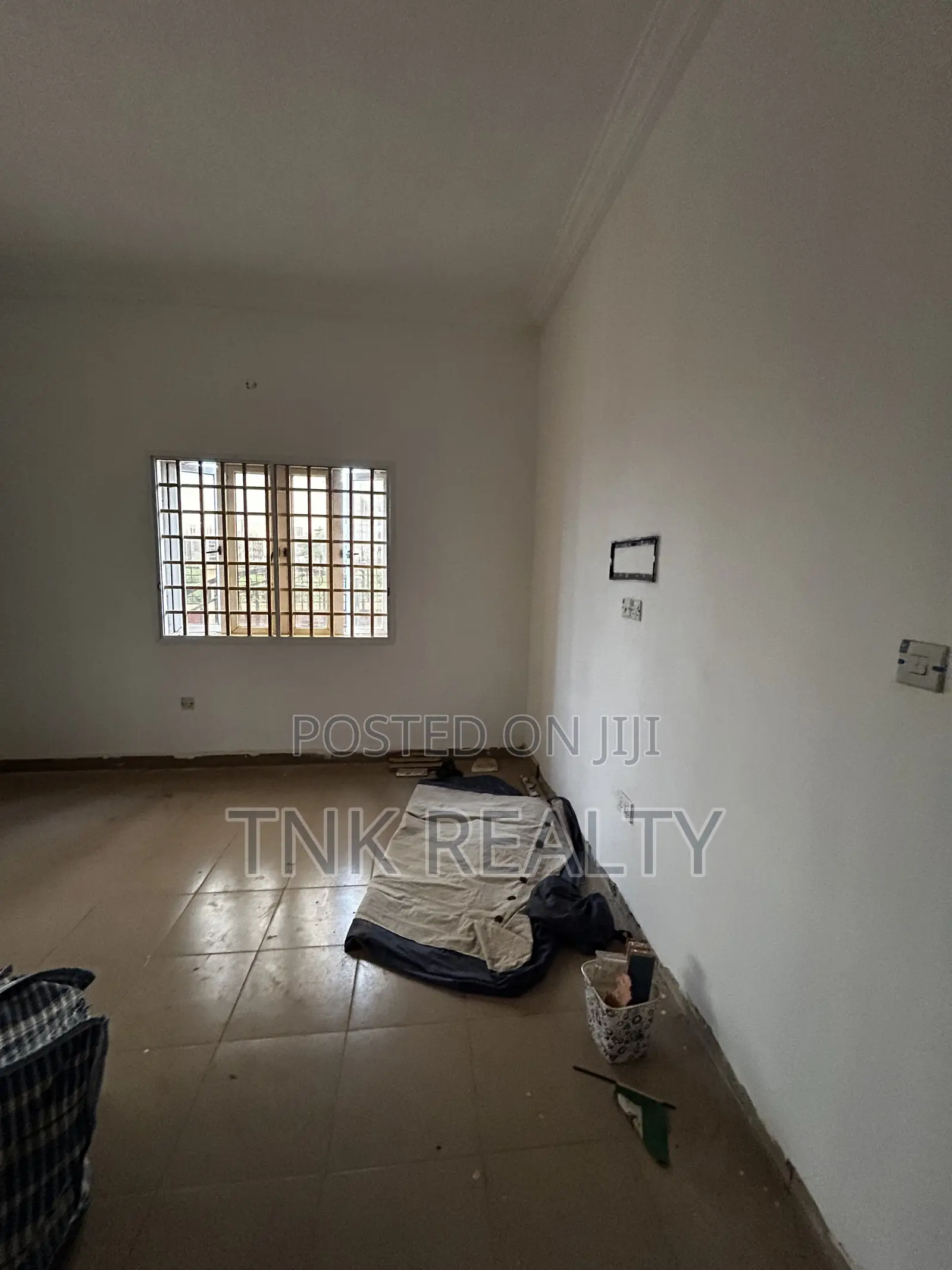 Furnished 3bdrm Apartment in Mabushi for rent