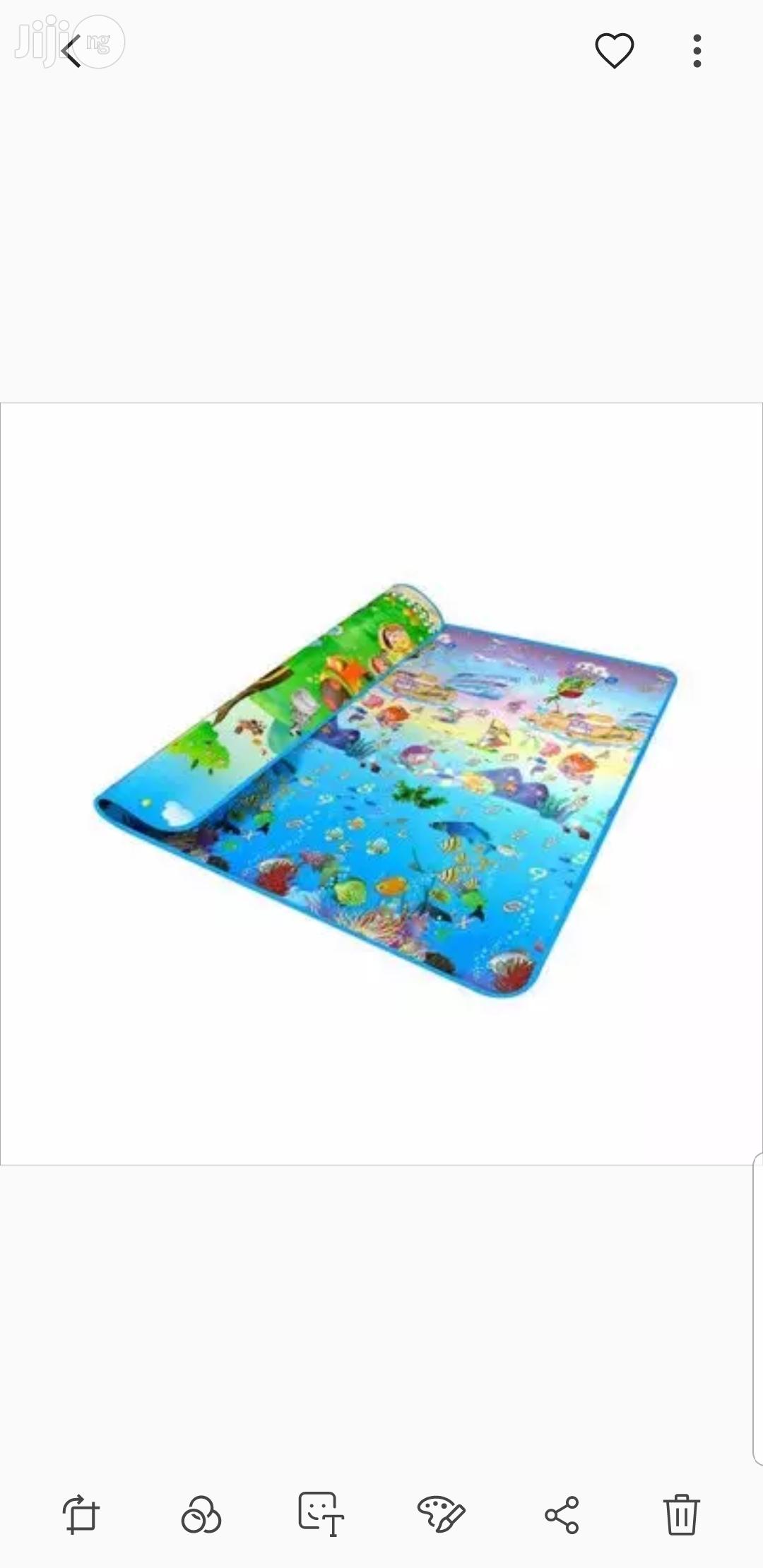 Stylish 7 X 7 Padded Play Mat - Multicolour