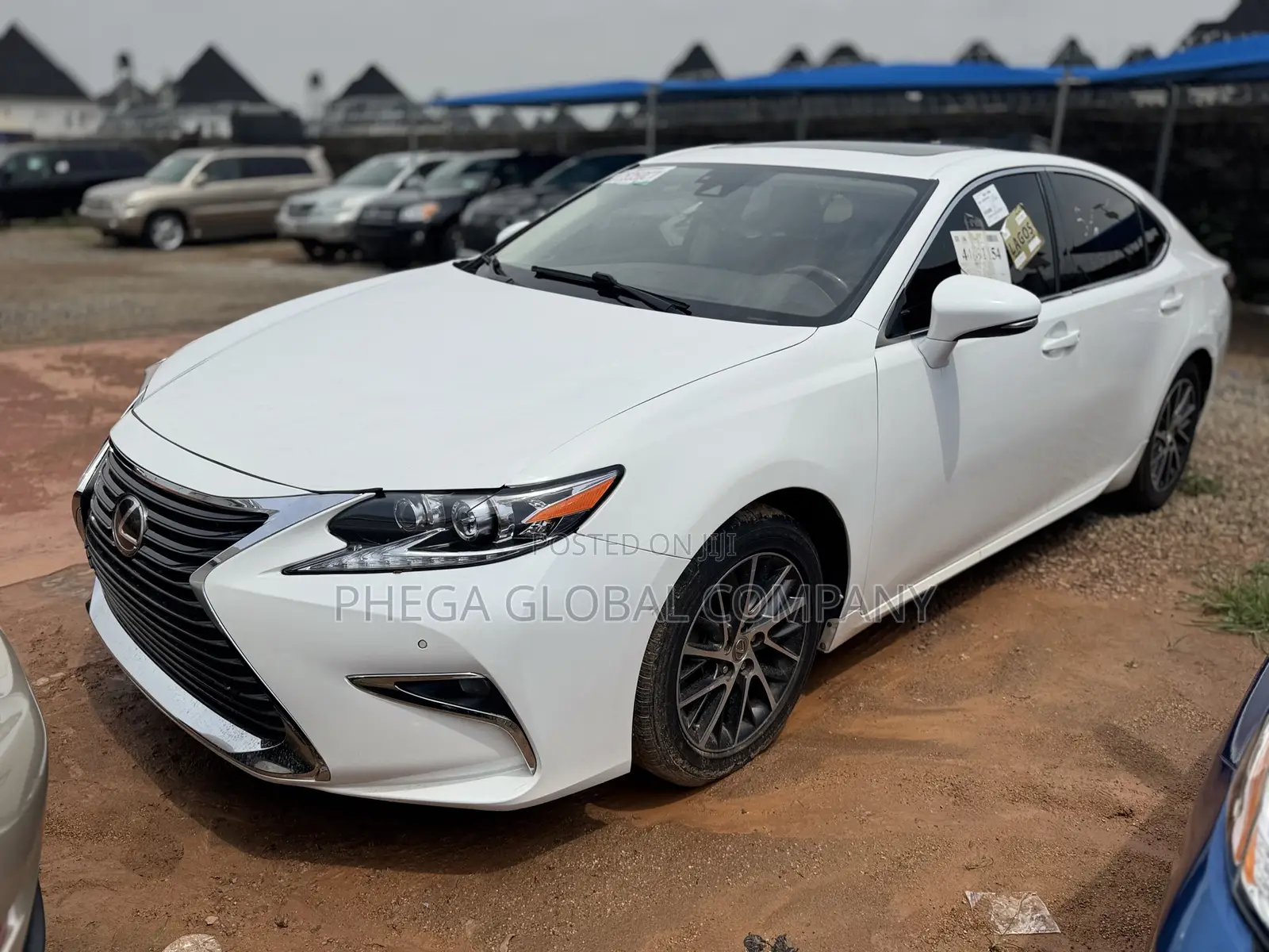 Lexus ES 350 FWD 2016 White