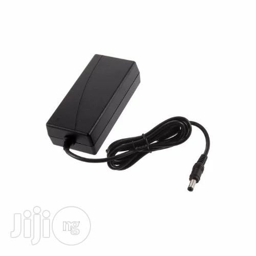 12V 3/5a Switching Adapter for LCD/LED Televisions