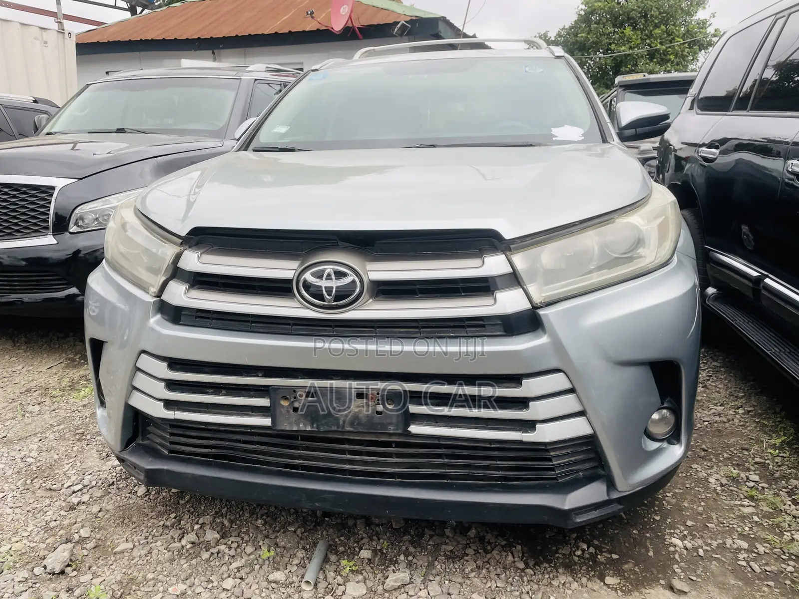 Toyota Highlander XLE 4dr SUV (3.5L 6cyl 6A) 2014 Silver