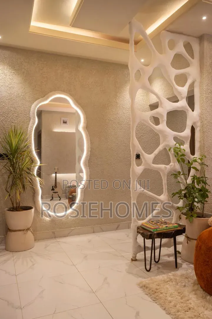 Extremely Cozy *2* Bedroom Apartment