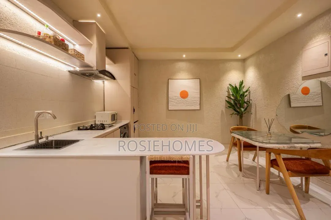 Extremely Cozy *2* Bedroom Apartment