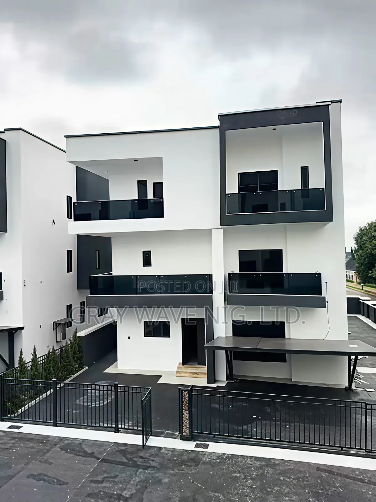 5bdrm Duplex in Katampe Extension for sale