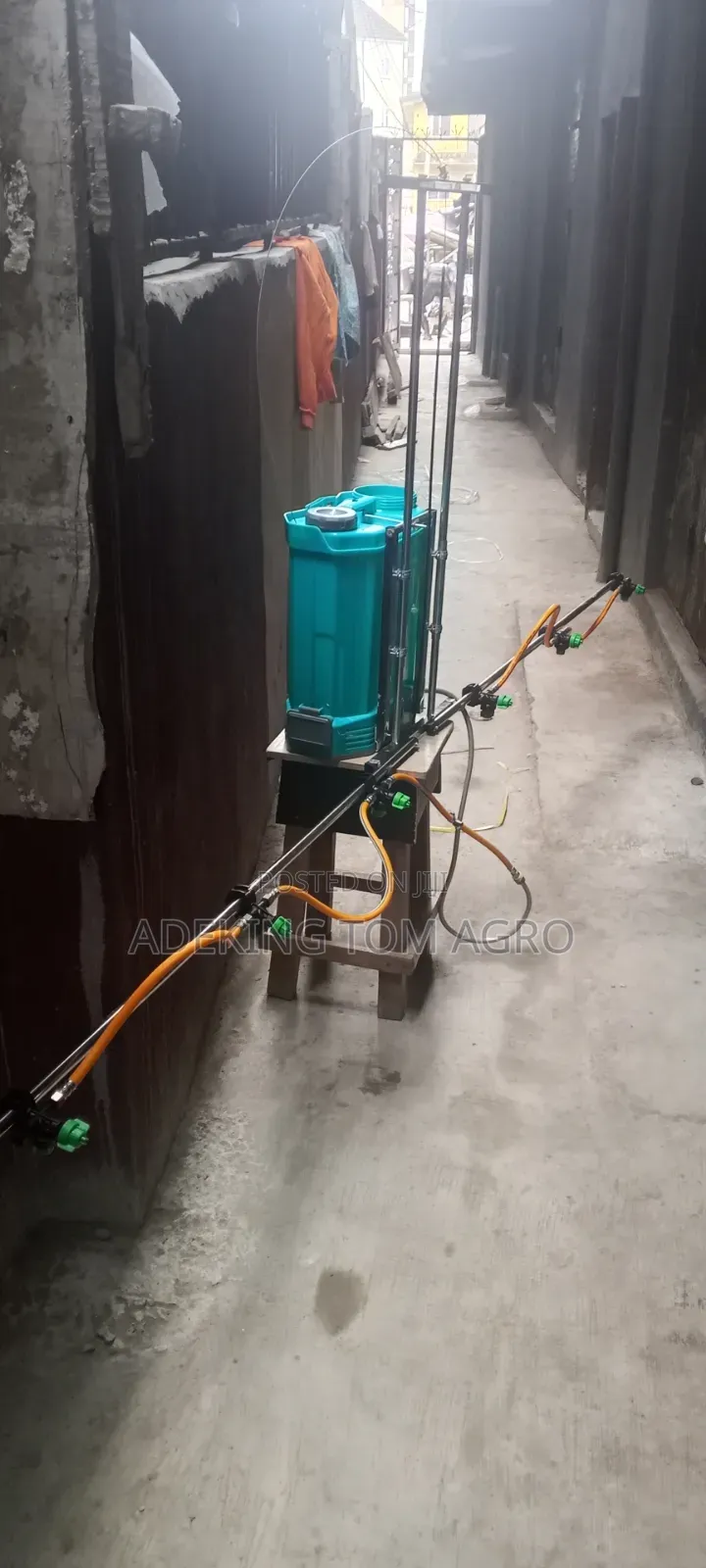 Rechargeable Chemical Sprayer With Extended Pole