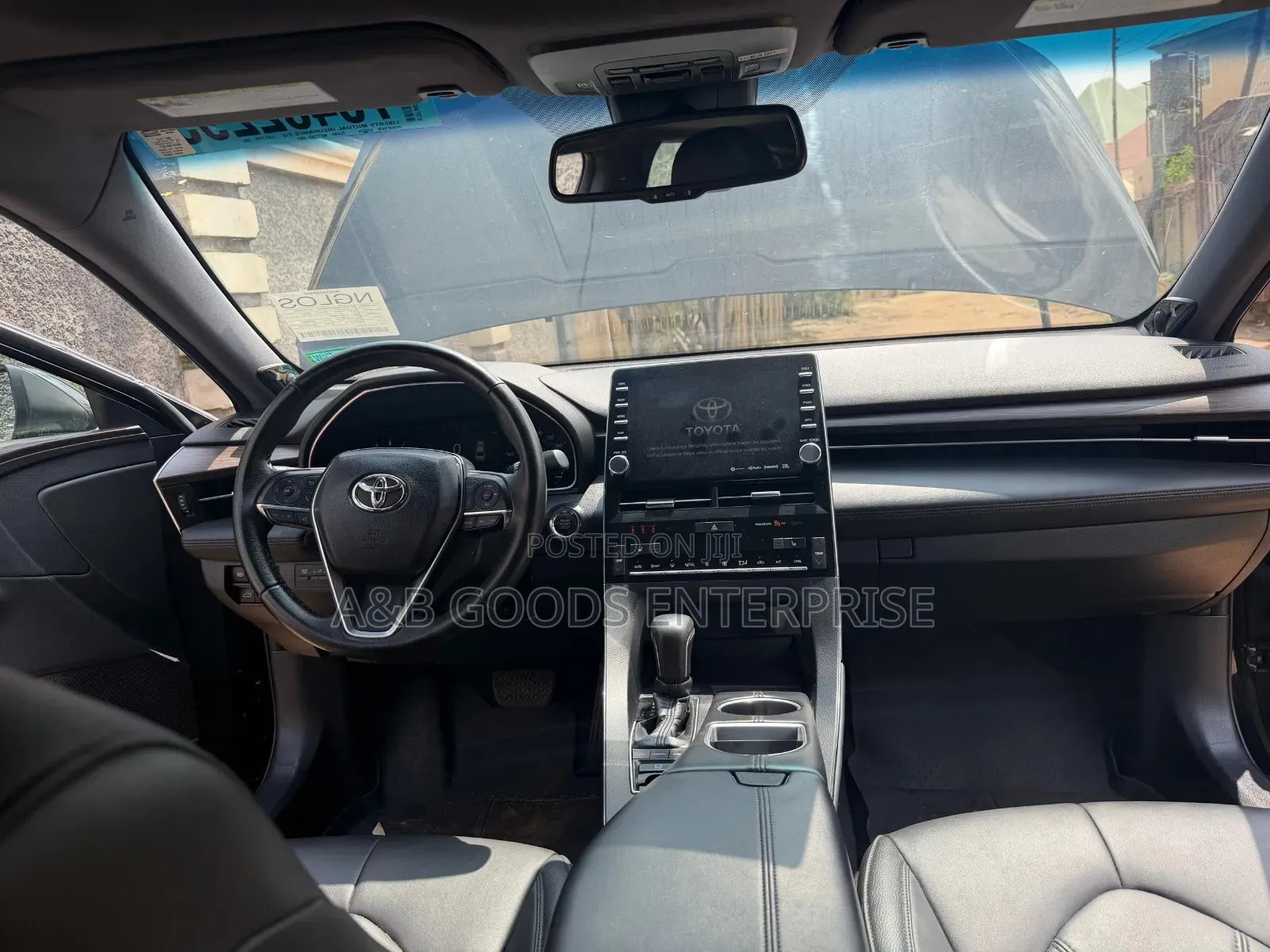 Toyota Avalon 2019 Black