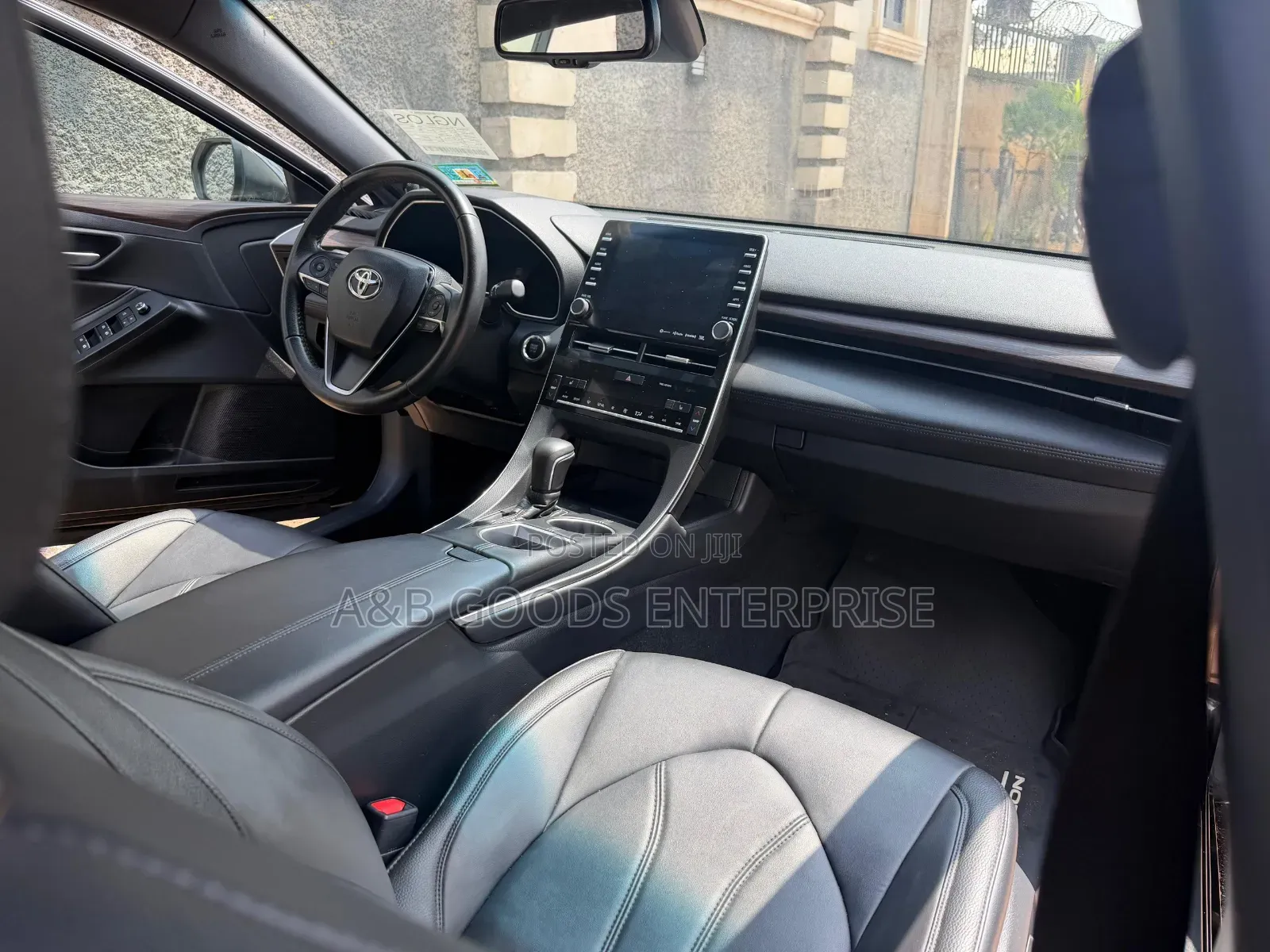 Toyota Avalon 2019 Black