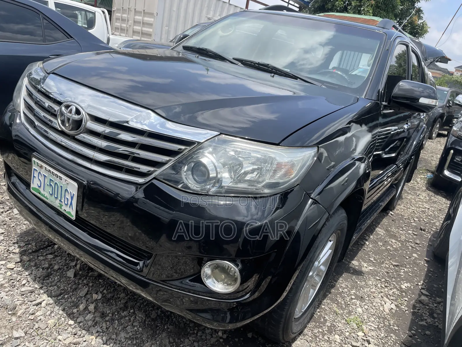 Toyota Fortuner 2.7 AWD 2013 Black
