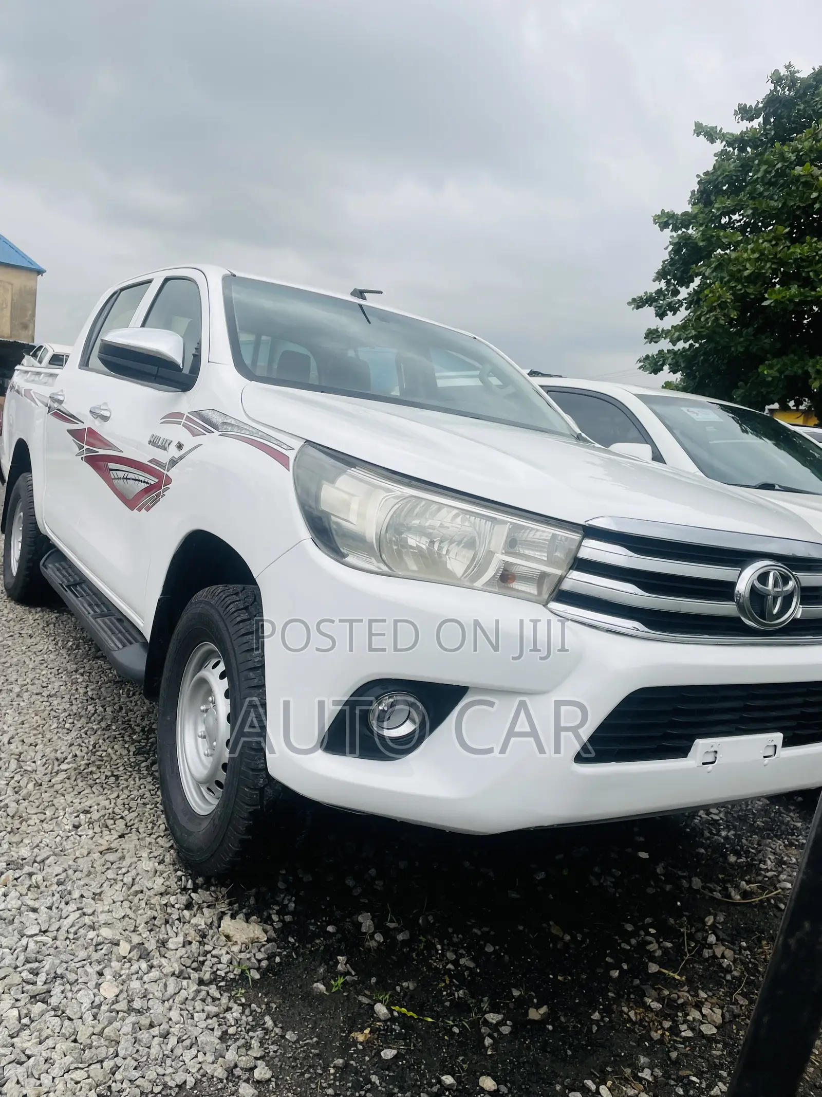 Toyota Hilux 2017 White