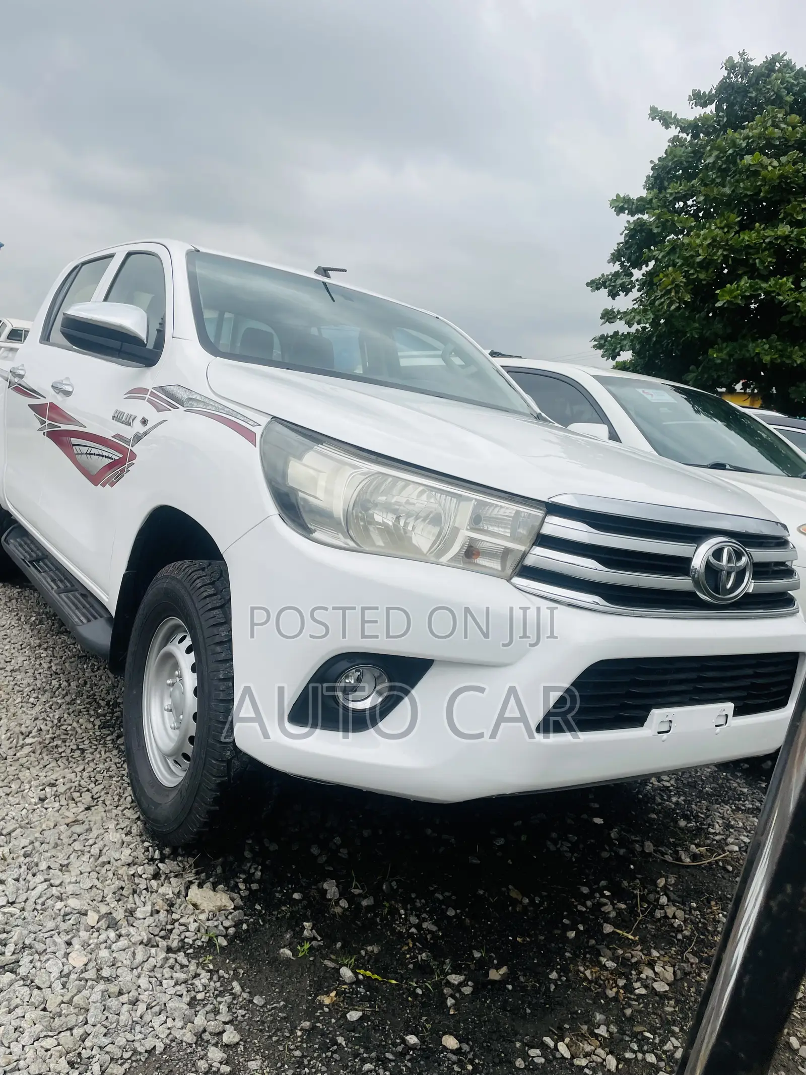 Toyota Hilux 2017 White