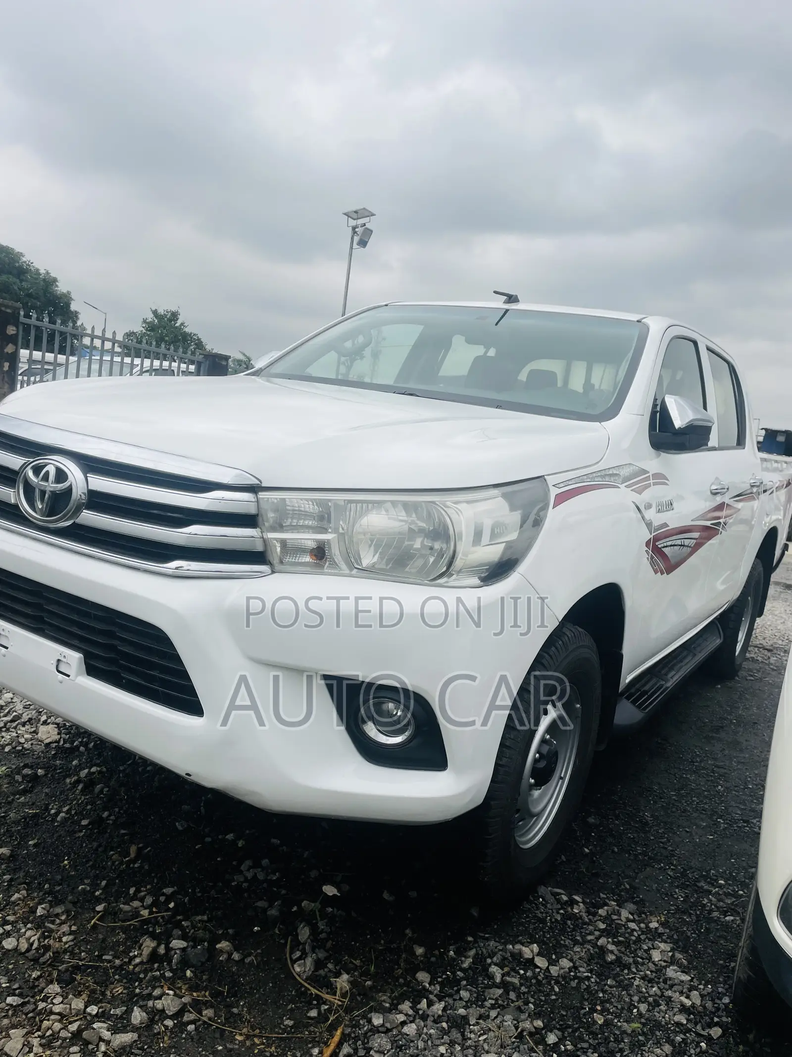 Toyota Hilux 2017 White