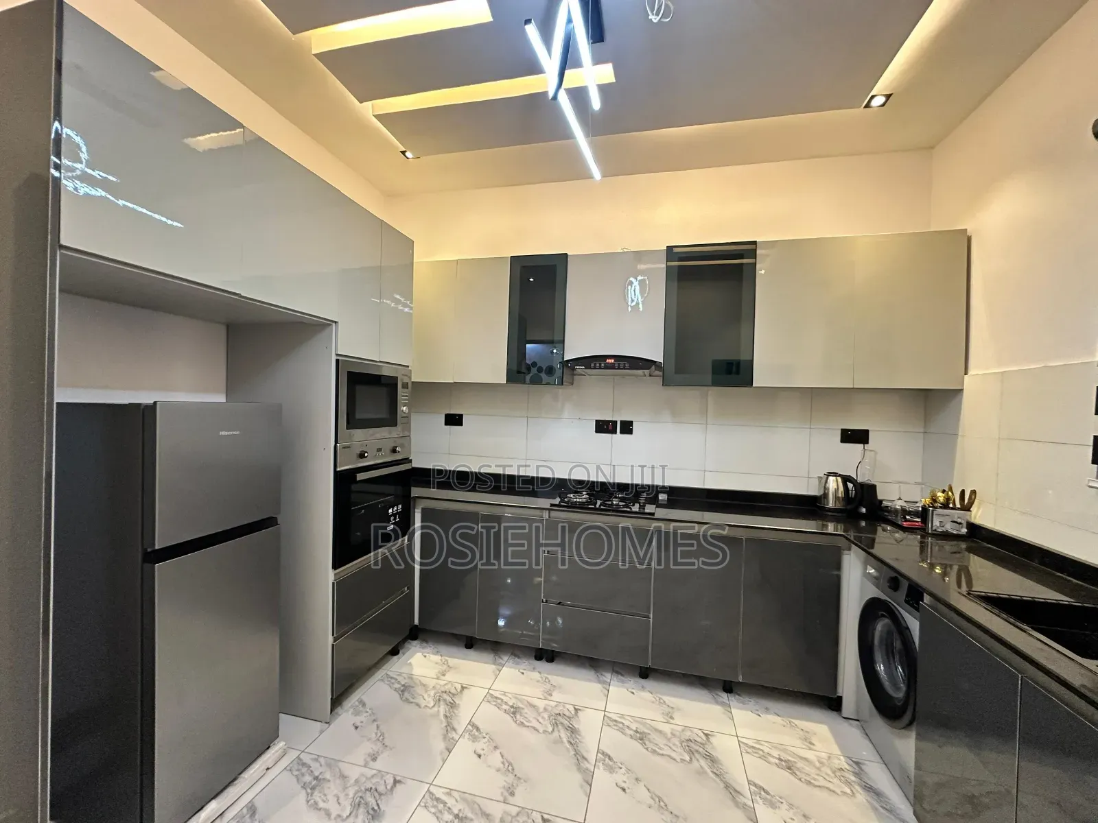 Luxe 2 Bedroom With PS5 Console, Swimming Pool Gym