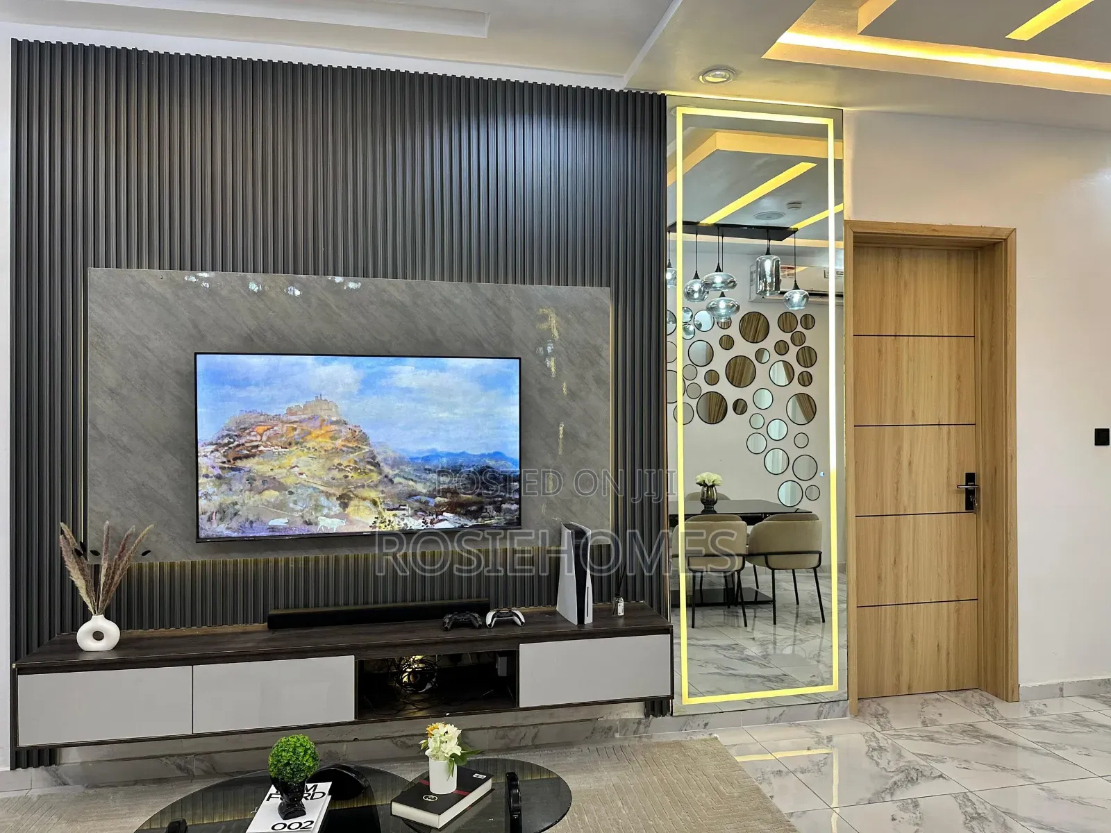Luxe 2 Bedroom With PS5 Console, Swimming Pool Gym