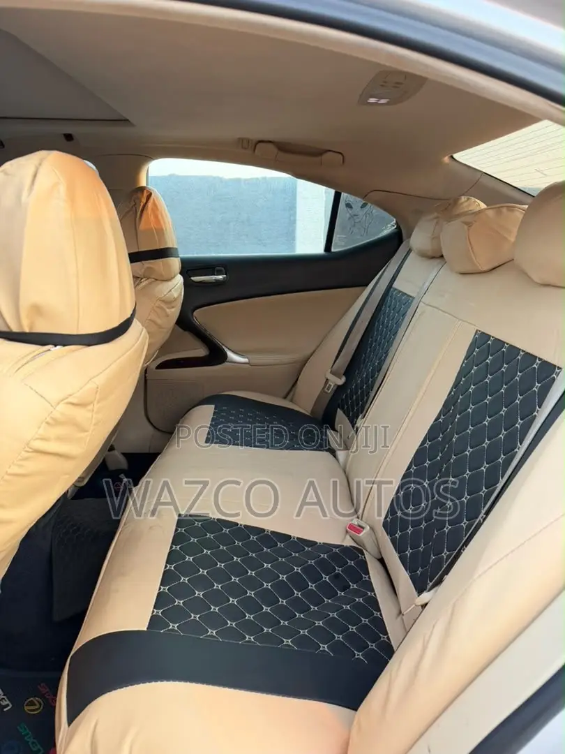 Lexus IS 2010 Silver