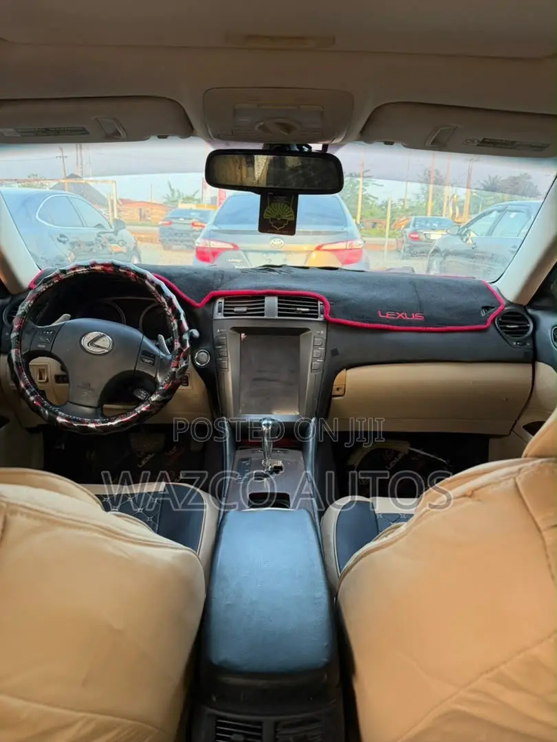 Lexus IS 2010 Silver