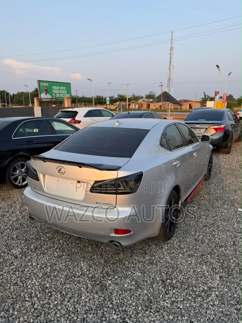Lexus IS 2010 Silver
