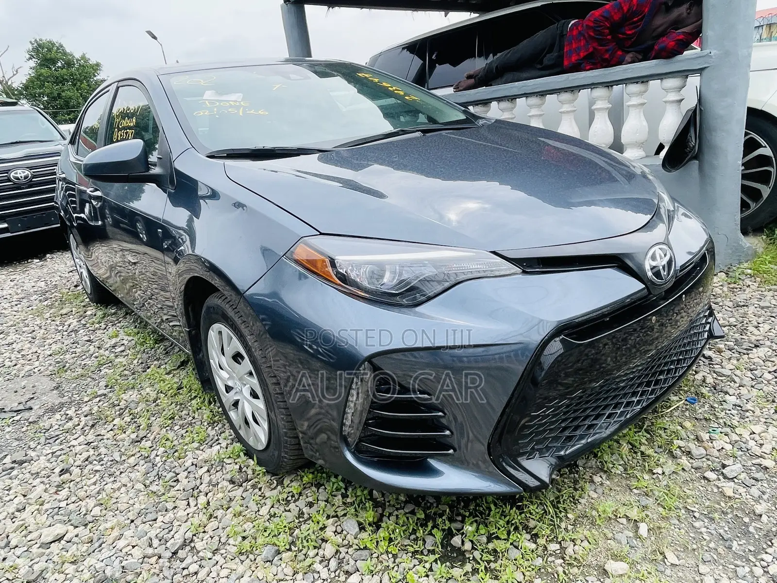 Toyota Corolla LE 4dr Sedan (1.8L 4cyl CVT) 2017 Gray