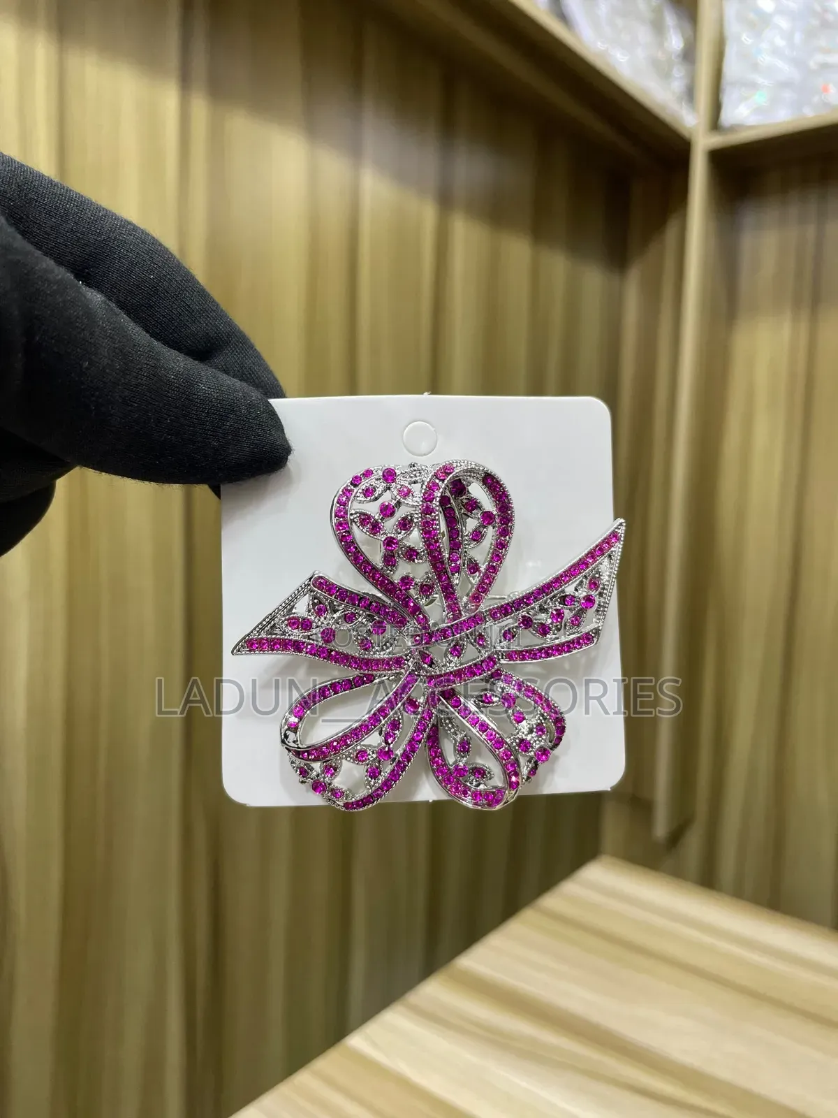 Bowknot Crystal Brooch