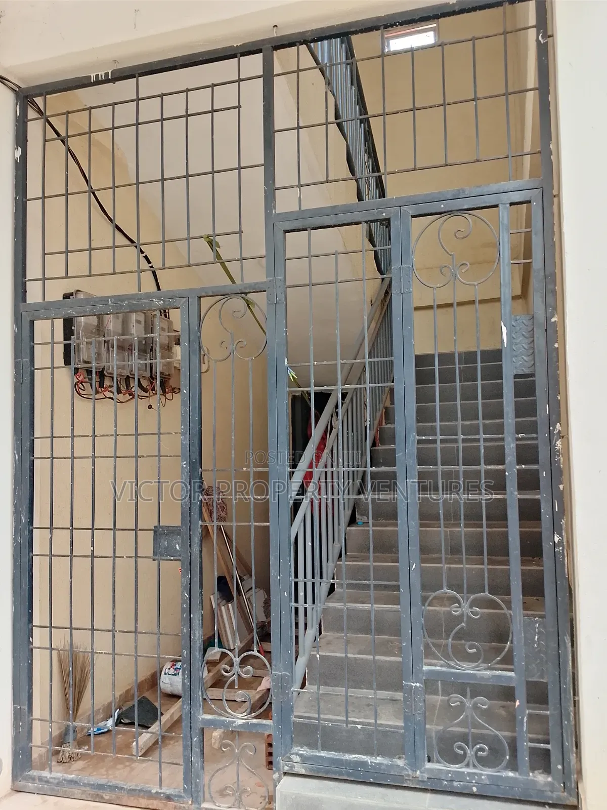 Shop Mall for Sale
