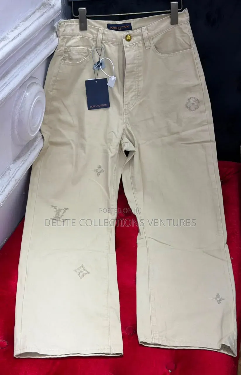 *Original Men’s Luxury Design Louis Vuitton Shirt and Lv Jeans
