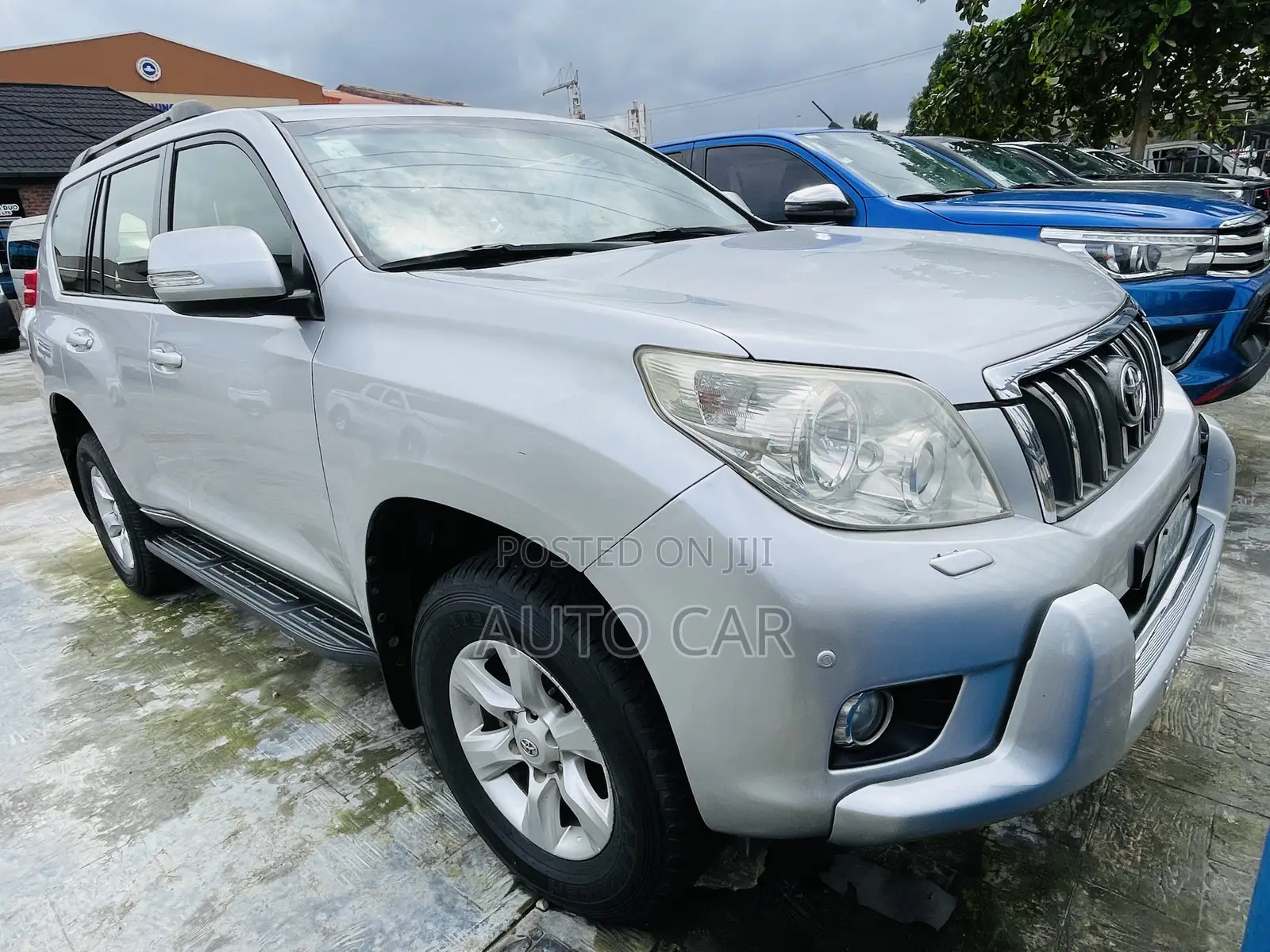 Toyota Land Cruiser Prado 4.0 Petrol TX-L 2013 Silver