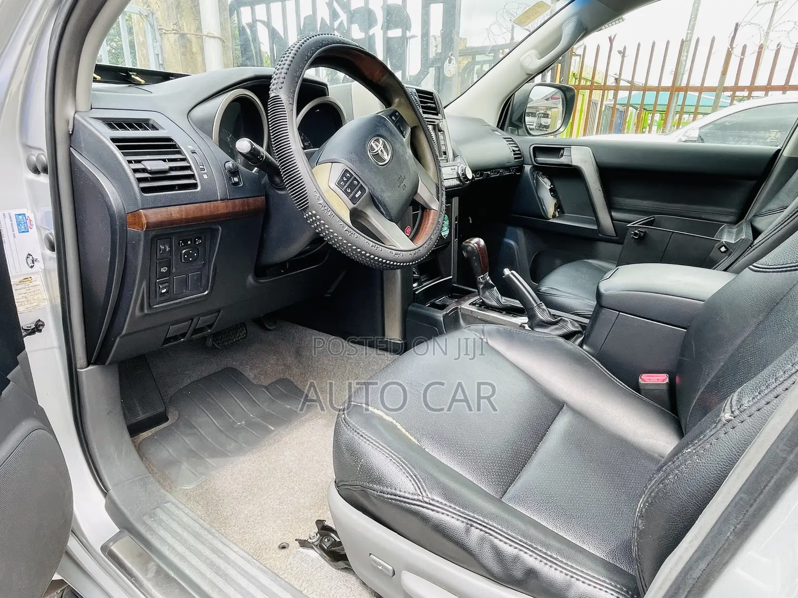 Toyota Land Cruiser Prado 4.0 Petrol TX-L 2013 Silver