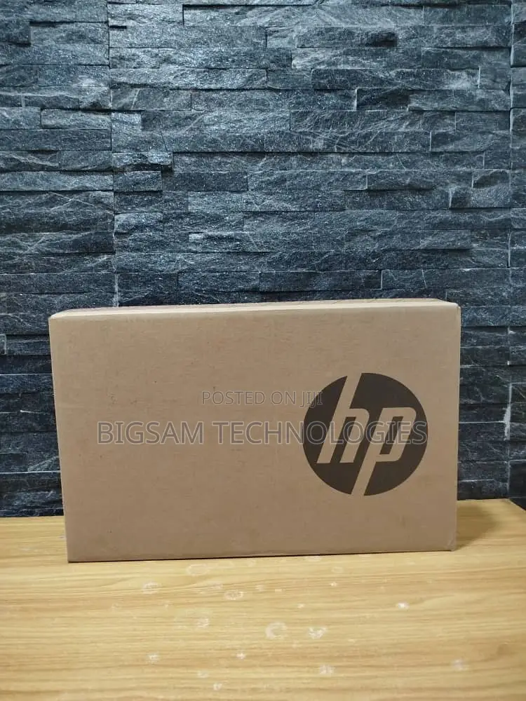New Laptop HP EliteBook 640 G11 16GB Intel Core Ultra 7 SSD 1T