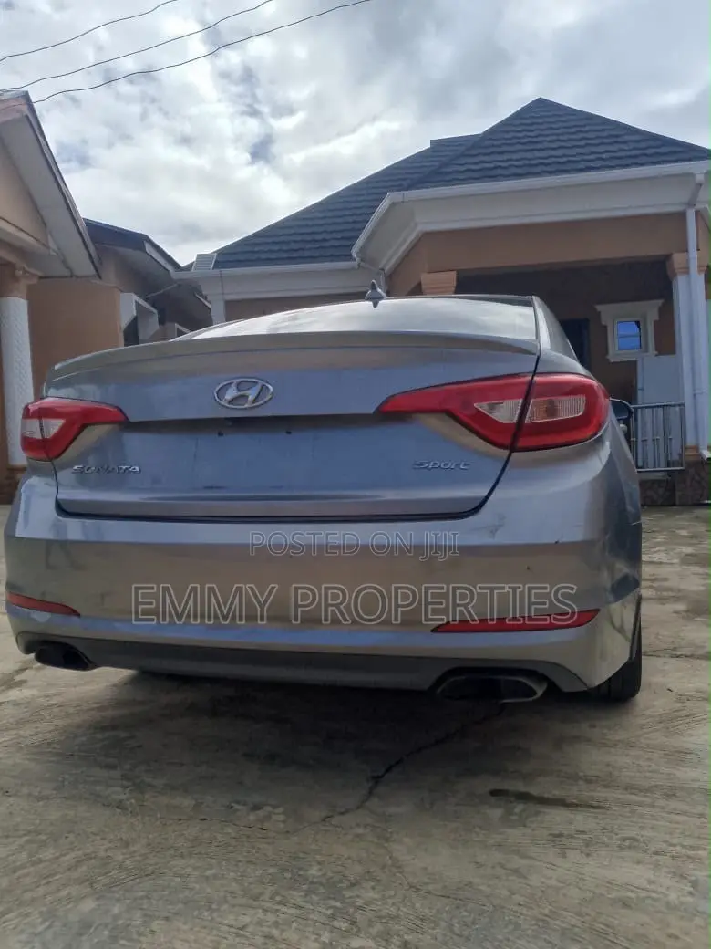 Hyundai Sonata SE 2016 Silver