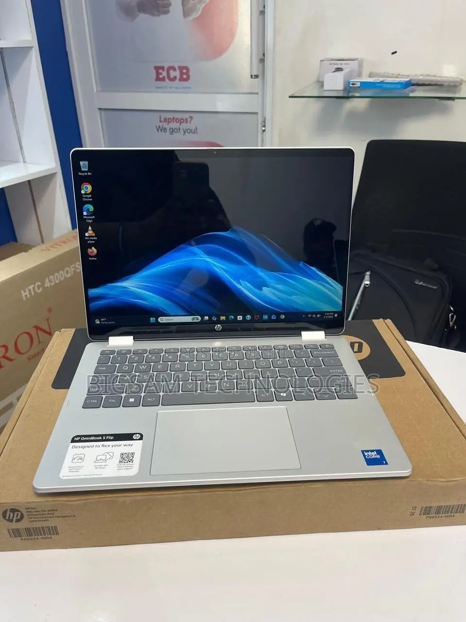 New Laptop HP OmniBook 7 16" 16GB Intel Core Ultra 7 SSD 512GB