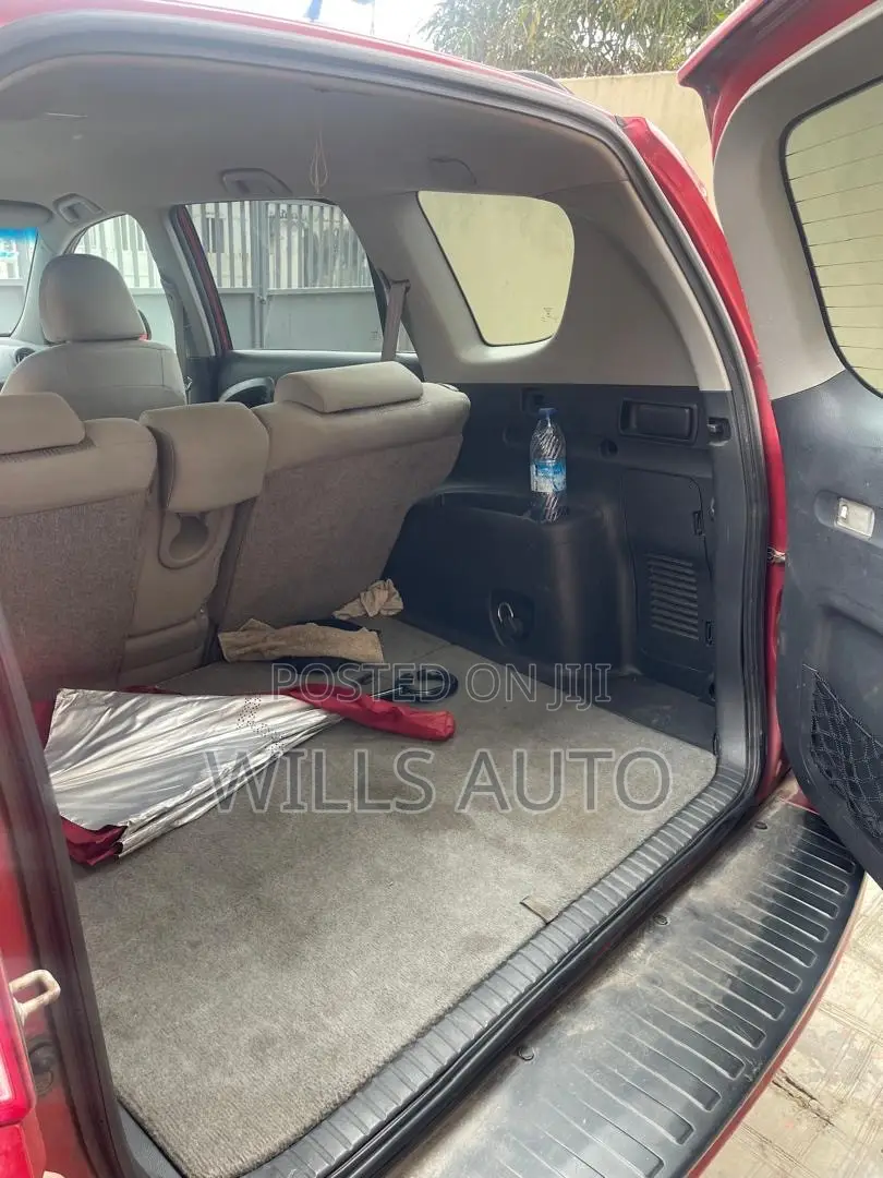 Toyota RAV4 2009 Red