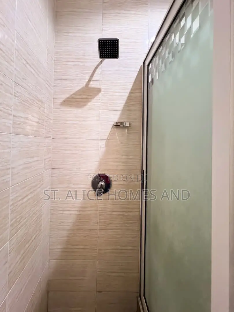 Jarvis Riverstone 2 Bedroom Apartment With Gym and Tennis Court