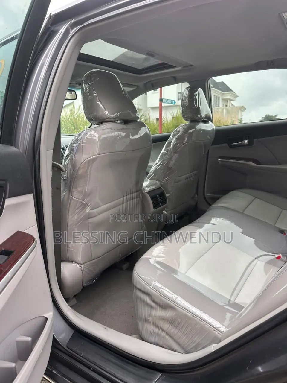 Toyota Camry XLE V6 4dr Sedan (3.5L 6cyl 6A) 2013 Gray