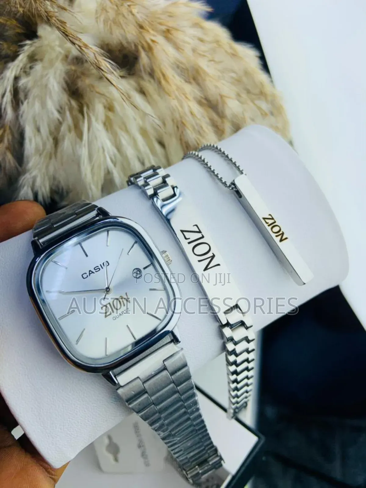 Custom Engraved Name Jewelry - Necklaces, Bracelets Watches