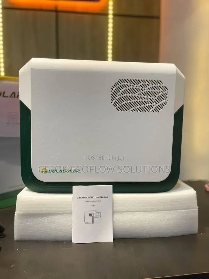 Cola Solae 3600 1.2kva(1,200W) 3.6kwh Solar Generator Power Station