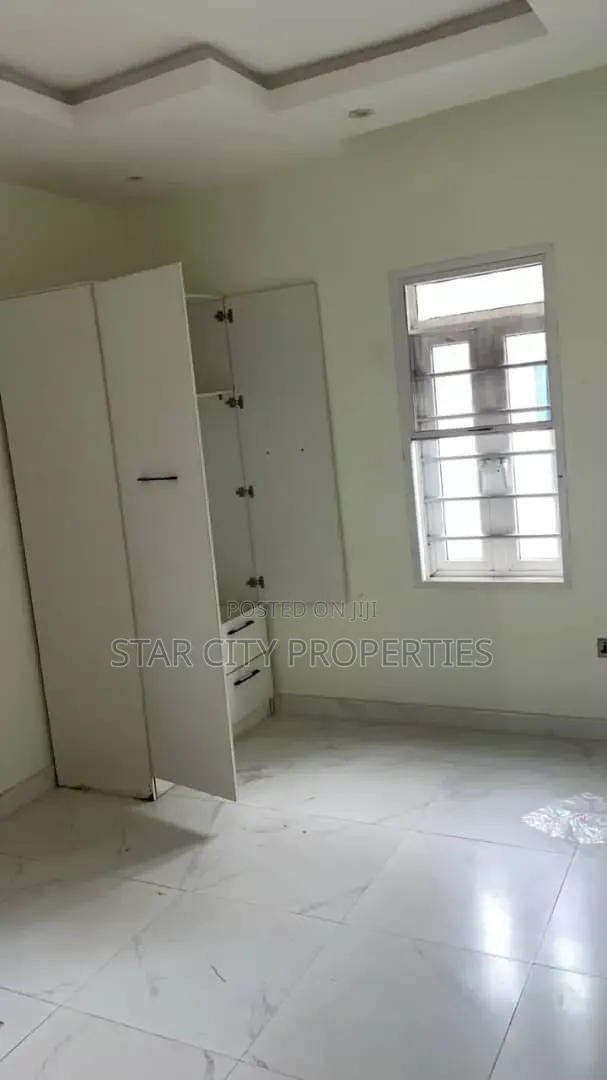 4bdrm Duplex in Phase 1 for rent