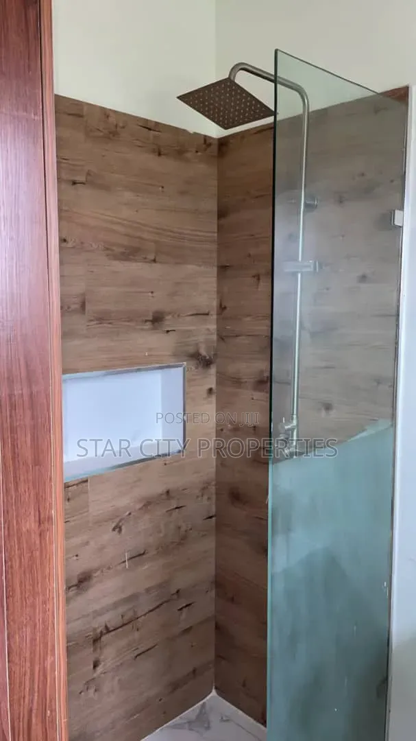 4bdrm Duplex in Phase 1 for rent