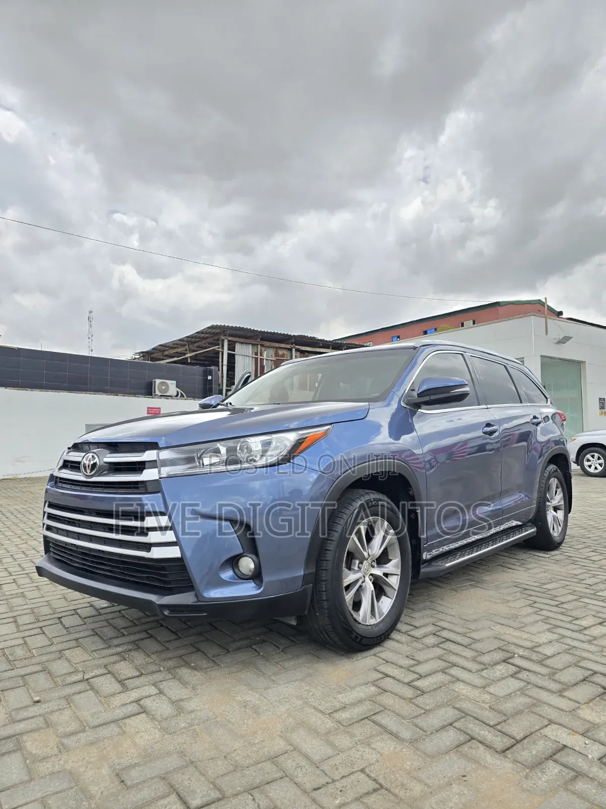 Toyota Highlander XLE 4dr SUV AWD (3.5L 6cyl 6A) 2015 Blue
