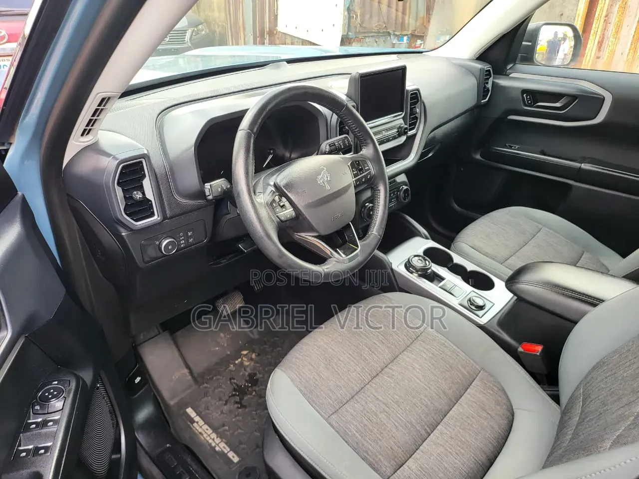 Ford Bronco 2022 Blue