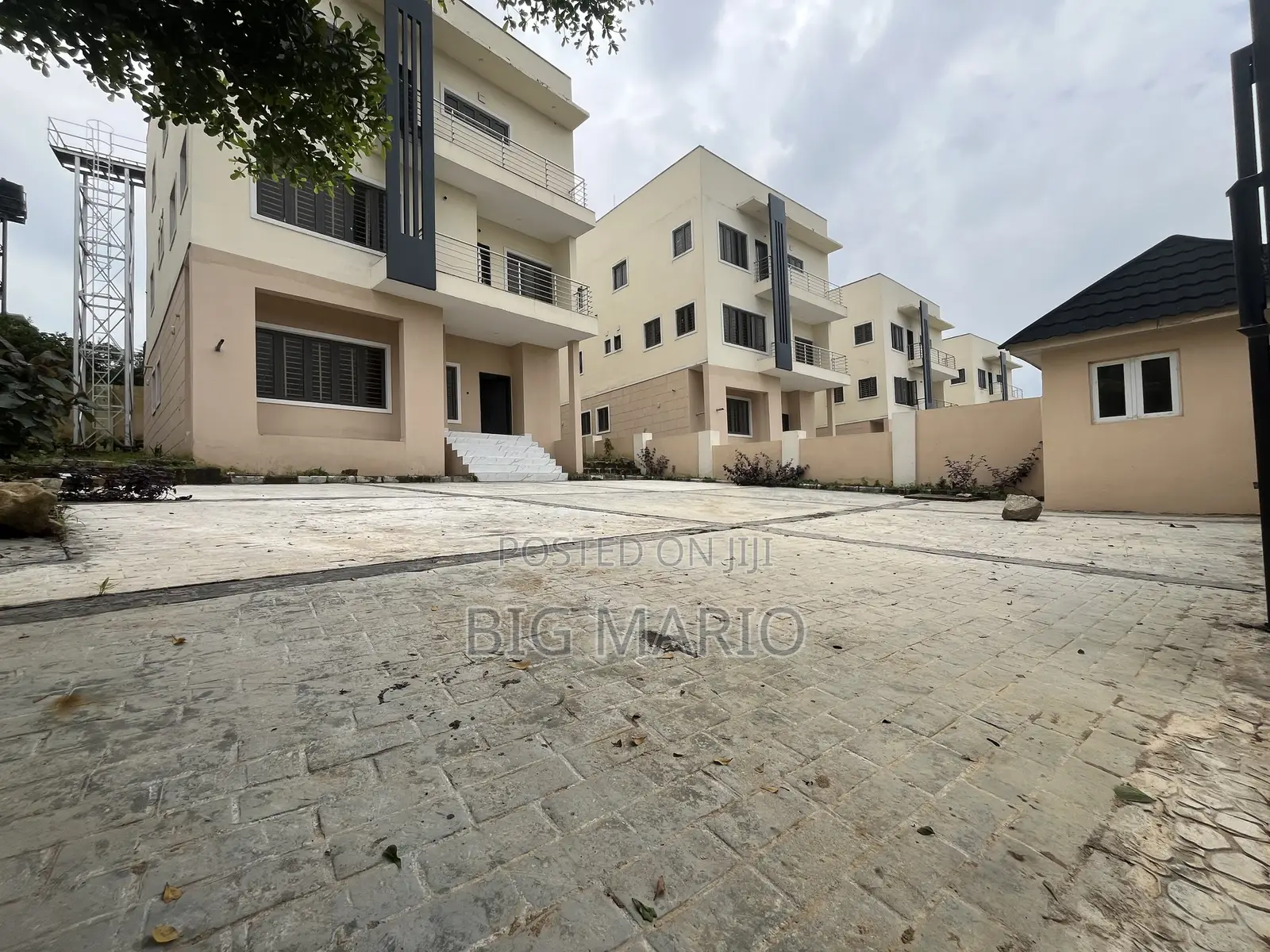 4bdrm Duplex in Guzape Main for sale